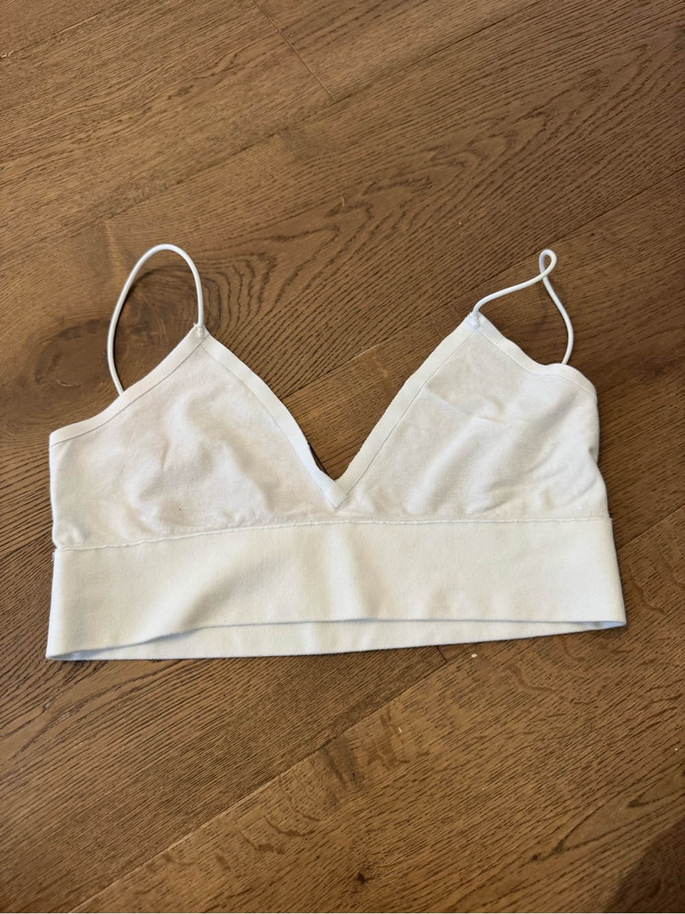 Everyday White V-Neck Bralette with Wide Underband